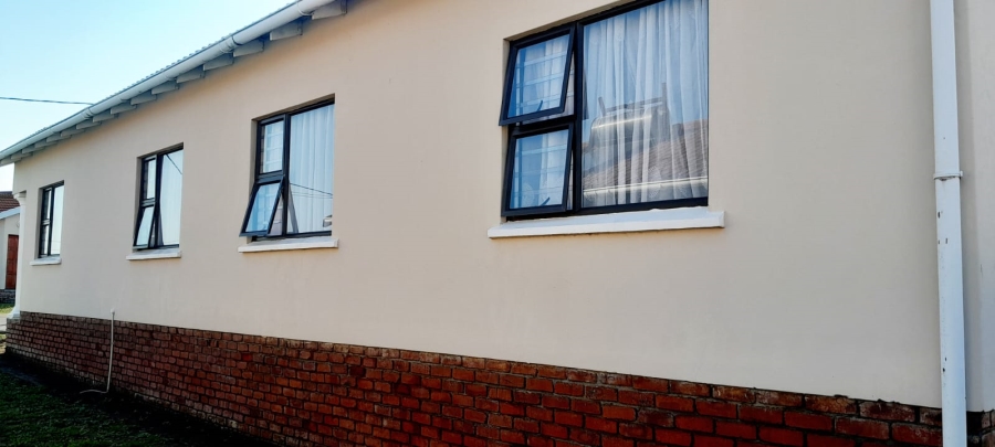 3 Bedroom Property for Sale in Graceland Eastern Cape